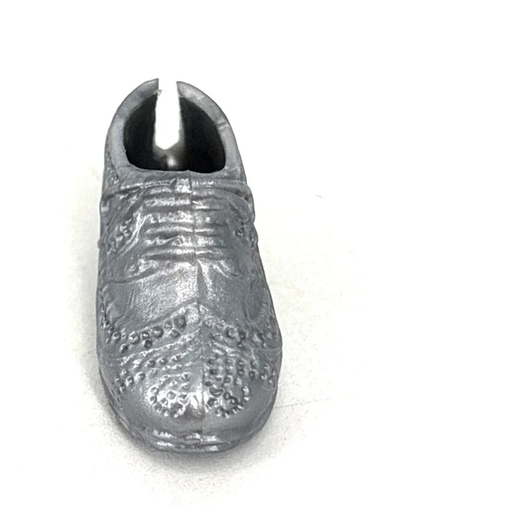 Barbie Little Sister STACIE Silver Shoes Oxford Fits Petite Foot